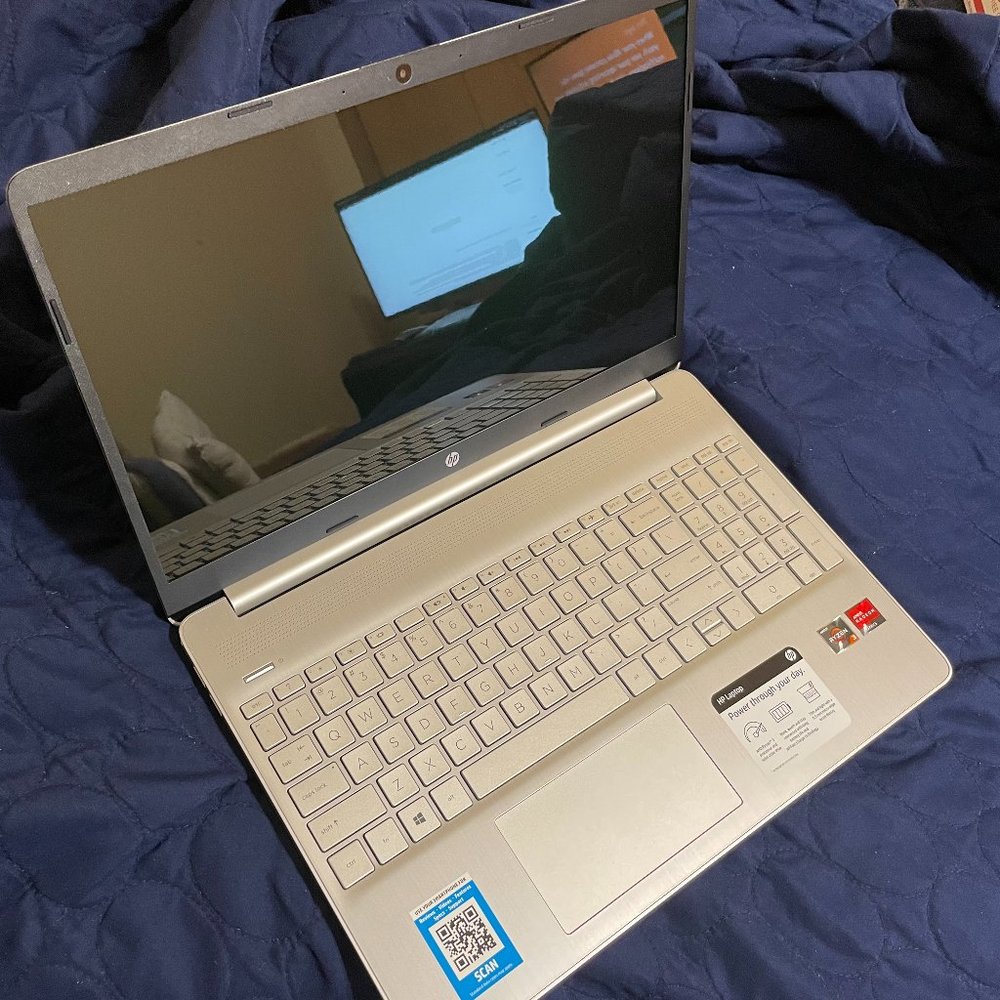 HP 15 Laptop, AMD Ryzen 3 3250U Processor, 8 GB RAM, 256 GB SSD Storage.  (MINT)